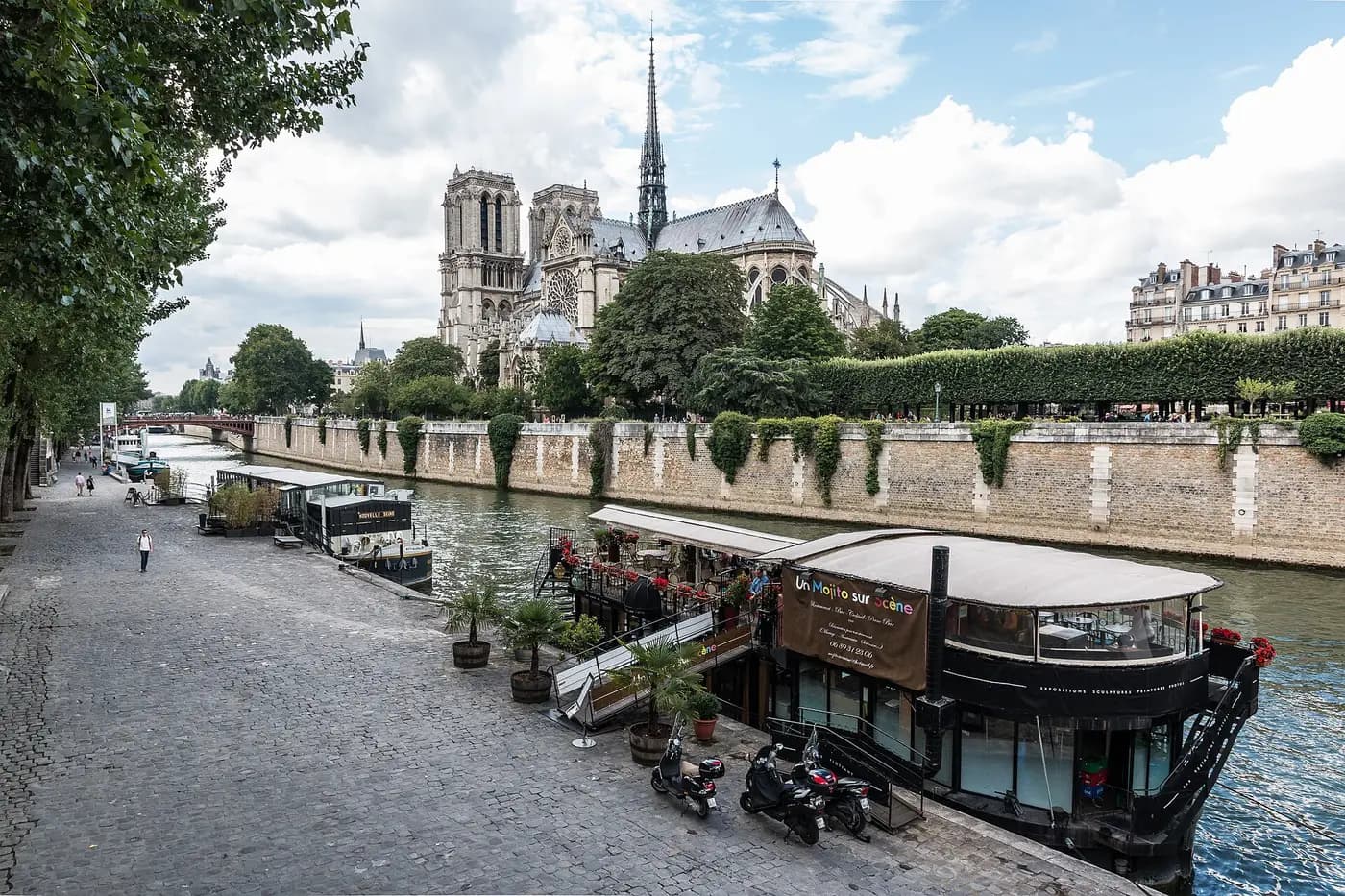 Notre-Dame cathedral in Paris seen from the riverside