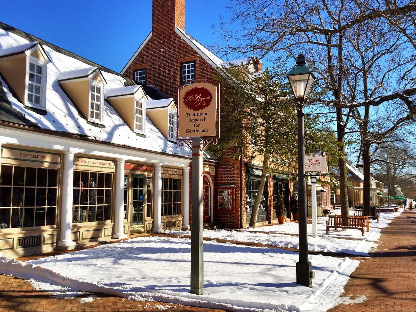 Colonial buildings along Duke of Gloucester Street in Williamsburg