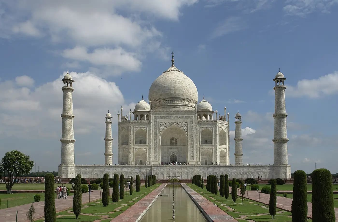 The Taj Mahal and its reflecting pool at Agra